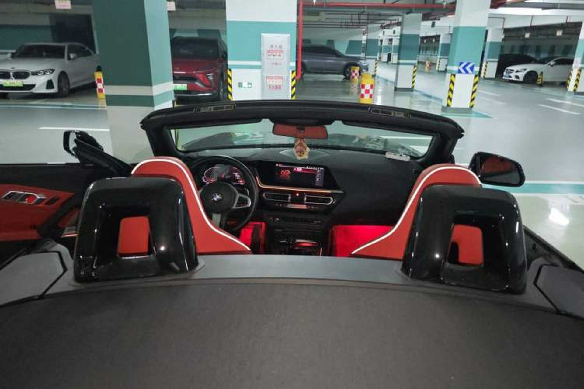 Used BMW Z4 2019 sDrive 25i M Sport Night Edition package Headliner