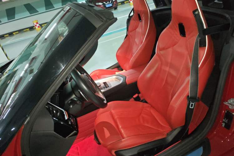 Used BMW Z4 2019 sDrive 25i M Sport Night Edition package Left Front Seat