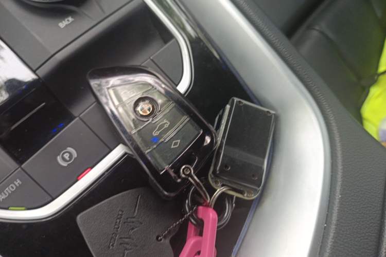 Used BMW Z4 2019 sDrive 25i M Sport Package Vehicle Key