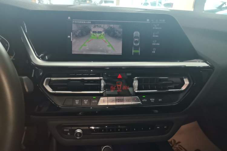 Used BMW Z4 2019 sDrive 25i M Sport Package Audio And AC Panel