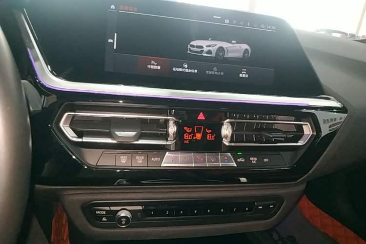Used BMW Z4 2019 sDrive 25i M Sport Package Audio And AC Panel