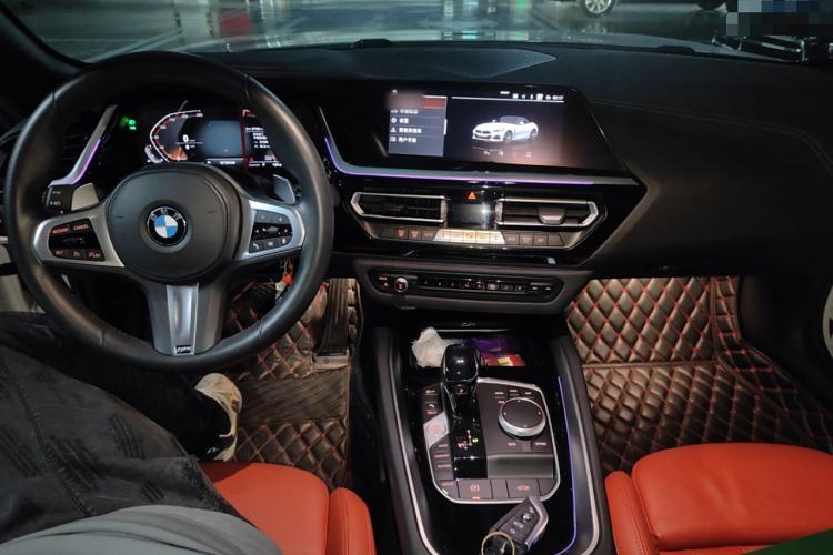 Used BMW Z4 2019 sDrive 25i M Sport Package Center Console
