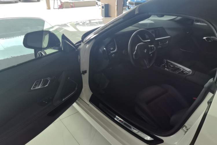 Used BMW Z4 2019 sDrive 25i M Sport Package Driver Seat