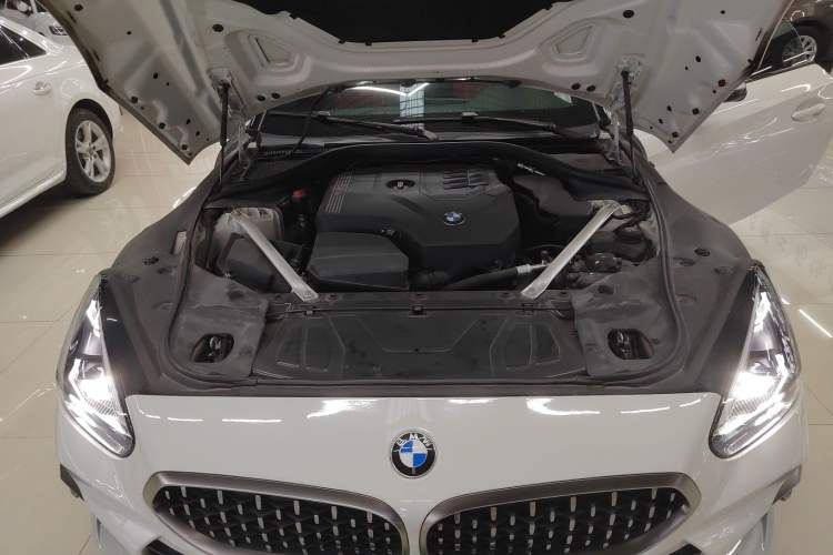 Used BMW Z4 2019 sDrive 25i M Sport Package Engine Bay