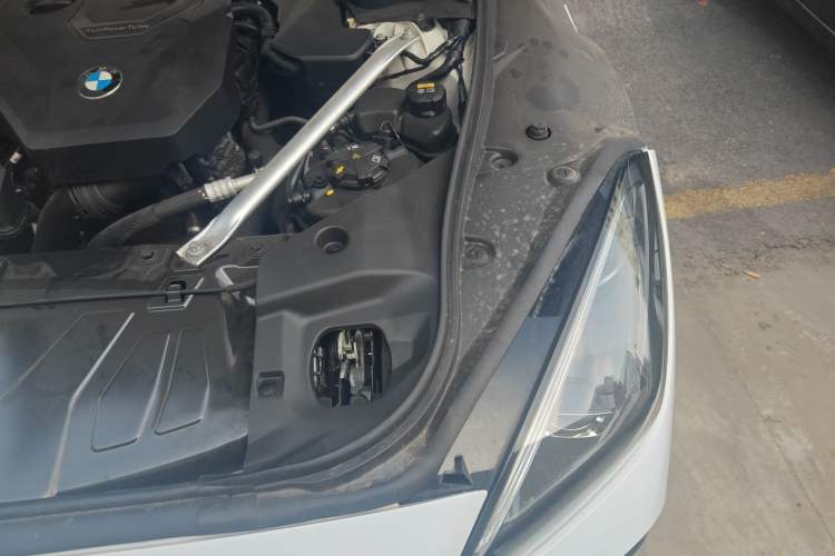 Used BMW Z4 2019 sDrive 25i M Sport Night Edition package Engine Bay Left