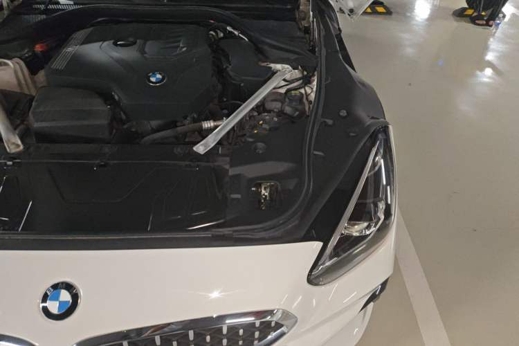 Used BMW Z4 2019 sDrive 25i M Sport Package Engine Bay Left