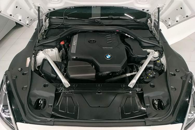 Used BMW Z4 2019 sDrive 25i M Sport Package Engine Bay