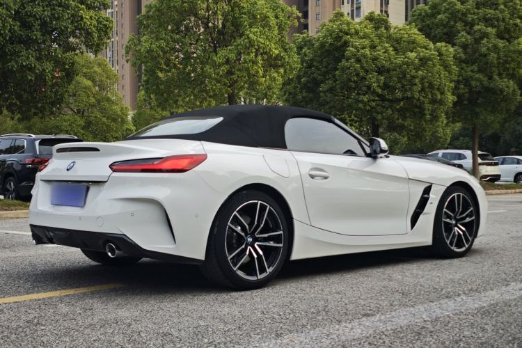 Used BMW Z4 2019 sDrive 25i M Sport Package Exterior 11