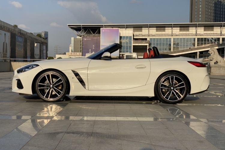 Used BMW Z4 2019 sDrive 25i M Sport Package Exterior 5