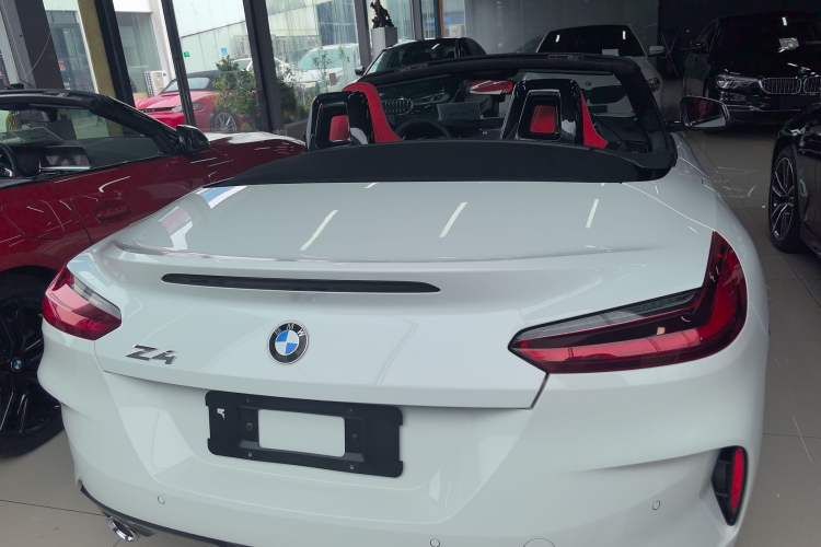 Used BMW Z4 2019 sDrive 25i M Sport Package Exterior 5