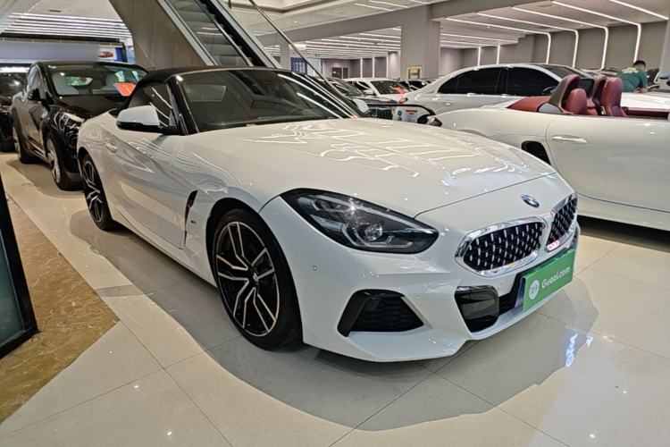 Used BMW Z4 2019 sDrive 25i M Sport Package Front Right 45 Deg