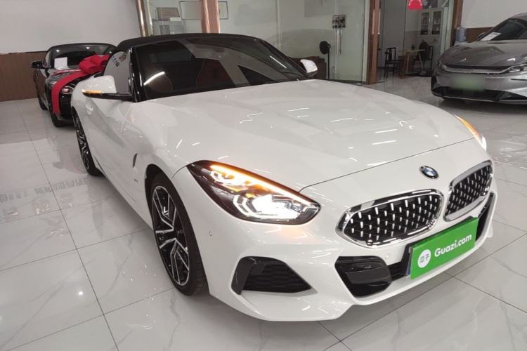 Used BMW Z4 2019 sDrive 25i M Sport Package Front Right 45 Deg