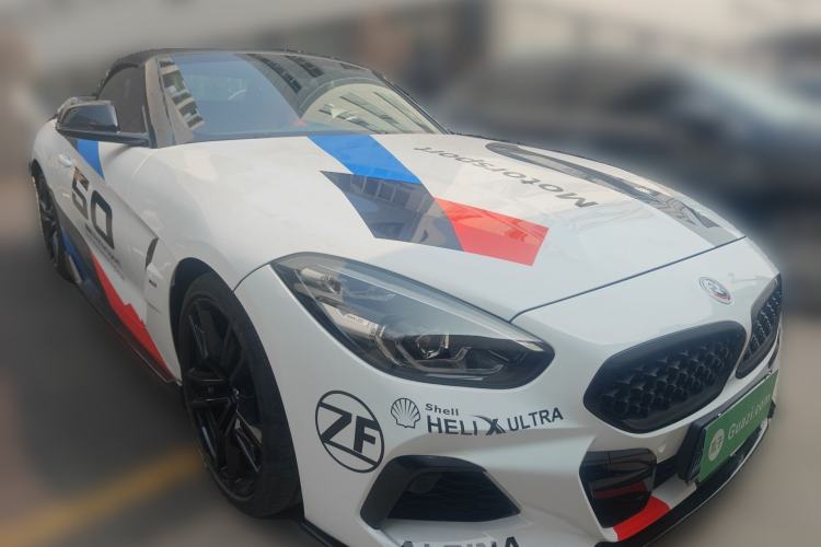 Used BMW Z4 2019 sDrive 25i M Sport Night Edition package Front Right 45 Deg