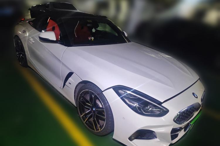 Used BMW Z4 2019 sDrive 25i M Sport Package Front Right 45 Deg