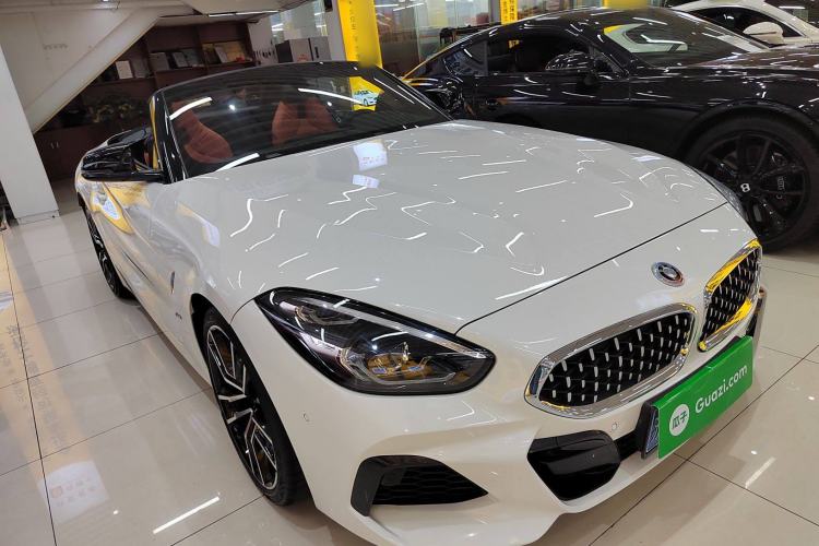 Used BMW Z4 2019 sDrive 25i M Sport Package Front Right 45 Deg