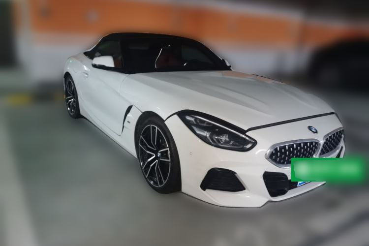 Used BMW Z4 2019 sDrive 25i M Sport Package Front Right 45 Deg