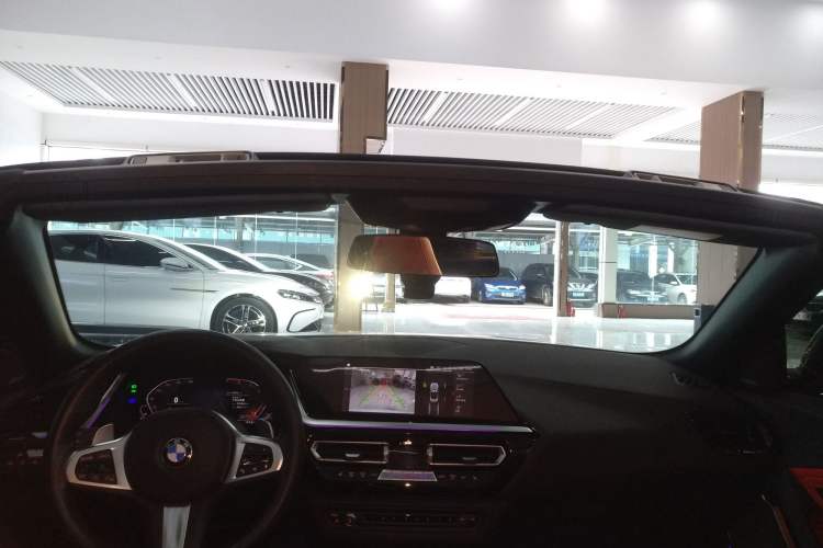 Used BMW Z4 2019 sDrive 25i M Sport Package Headliner