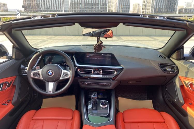 Used BMW Z4 2019 sDrive 25i M Sport Package Interior 1