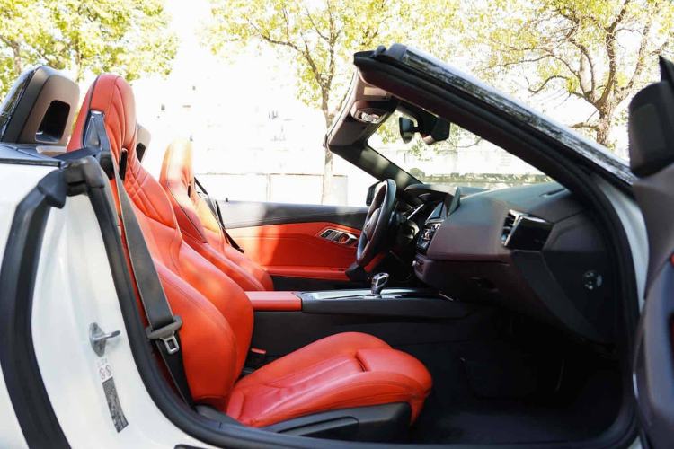 Used BMW Z4 2019 sDrive 25i M Sport Package Interior 10