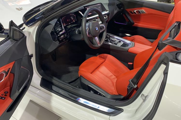 Used BMW Z4 2019 sDrive 25i M Sport Package Interior 2