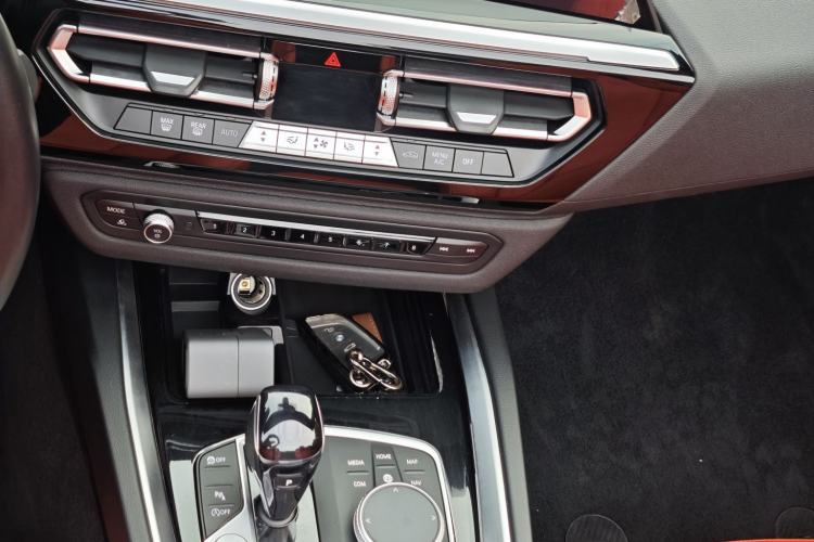 Used BMW Z4 2019 sDrive 25i M Sport Package Interior 3