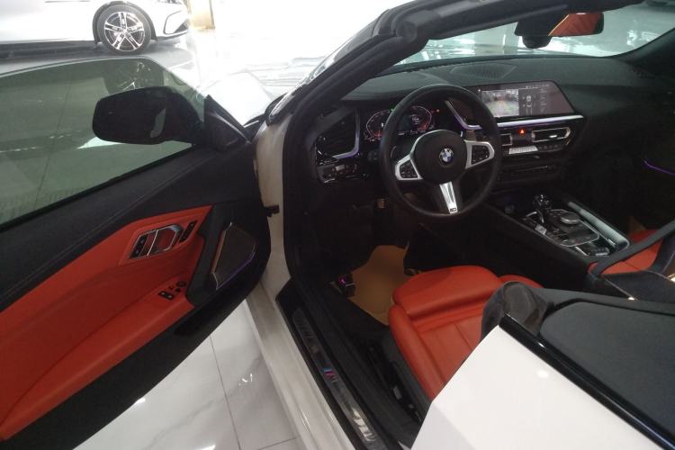 Used BMW Z4 2019 sDrive 25i M Sport Package Interior 3