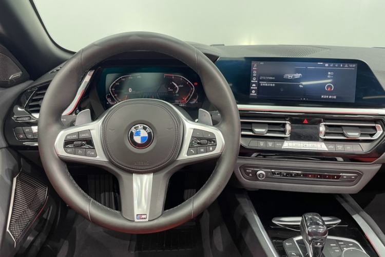 Used BMW Z4 2019 sDrive 25i M Sport Package Interior 3