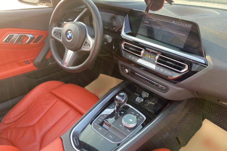 Used BMW Z4 2019 sDrive 25i M Sport Package Interior 4
