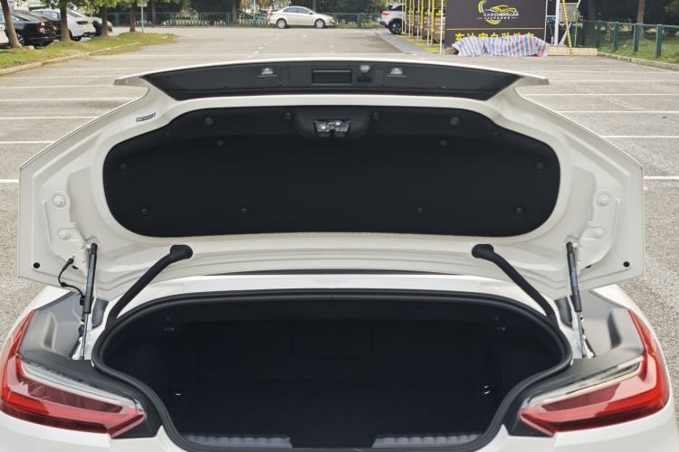 Used BMW Z4 2019 sDrive 25i M Sport Package Interior 5