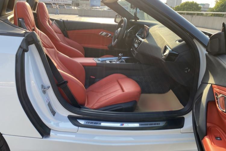 Used BMW Z4 2019 sDrive 25i M Sport Package Interior 6