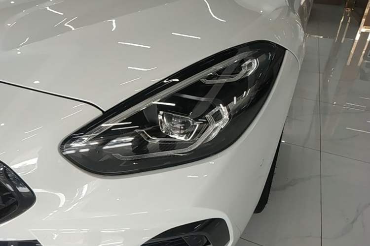 Used BMW Z4 2019 sDrive 25i M Sport Night Edition package Left Front Headlight