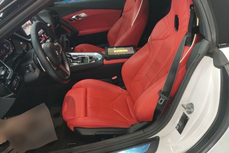 Used BMW Z4 2019 sDrive 25i M Sport Package Left Front Seat