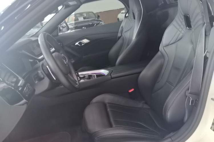Used BMW Z4 2019 sDrive 25i M Sport Package Left Front Seat
