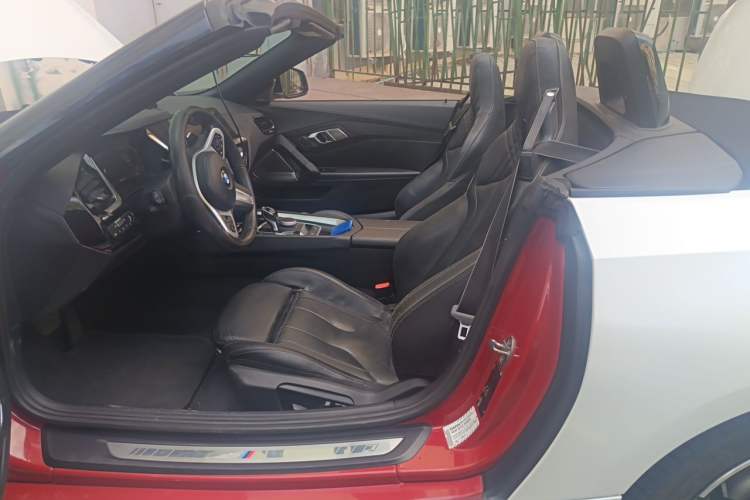 Used BMW Z4 2019 sDrive 25i M Sport Package Left Front Seat