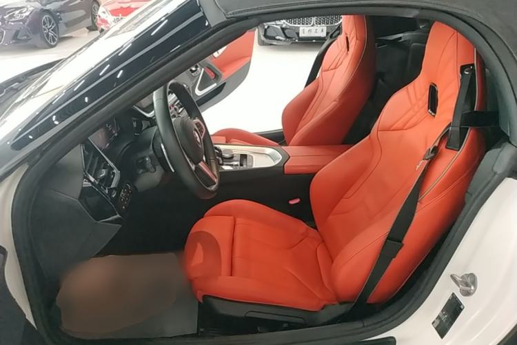 Used BMW Z4 2019 sDrive 25i M Sport Night Edition package Left Front Seat