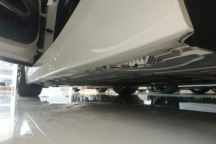 Used BMW Z4 2019 sDrive 25i M Sport Package Left Side Sill