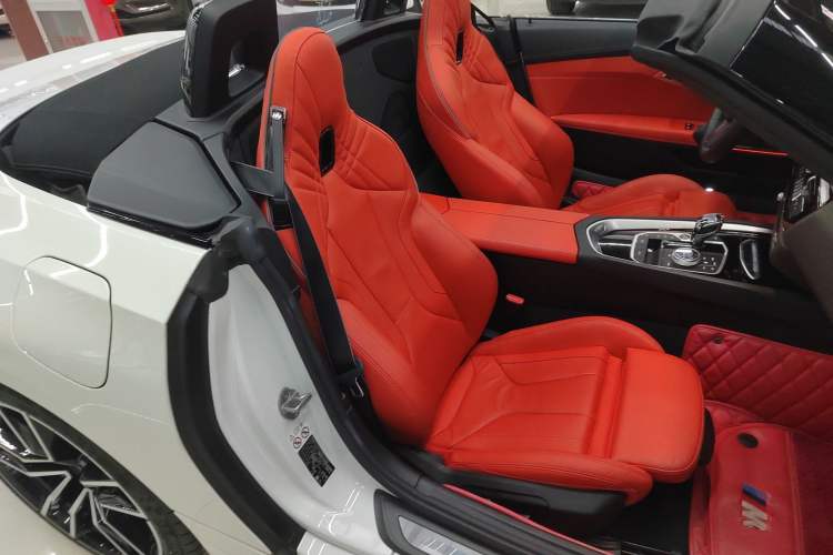 Used BMW Z4 2019 sDrive 25i M Sport Package Right Front Seat