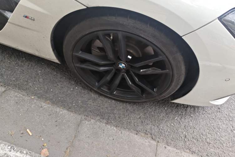 Used BMW Z4 2019 sDrive 25i M Sport Package Right Front Wheel Hub