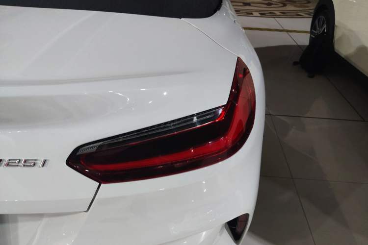 Used BMW Z4 2019 sDrive 25i M Sport Night Edition package Right Rear Taillight