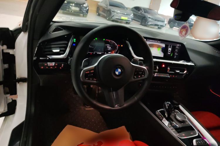 Used BMW Z4 2019 sDrive 25i M Sport Package Steering Wheel