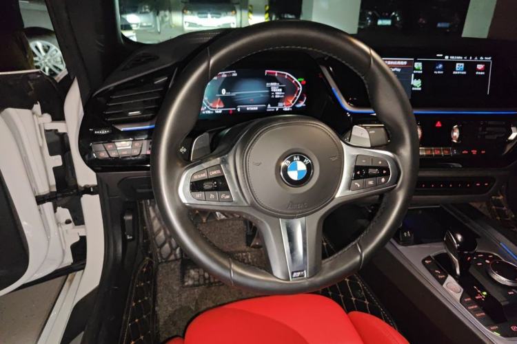 Used BMW Z4 2019 sDrive 25i M Sport Night Edition package Steering Wheel