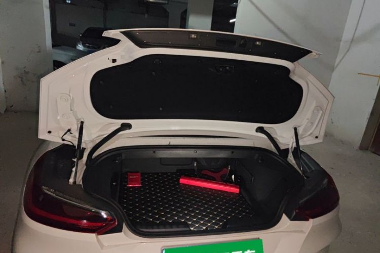 Used BMW Z4 2019 sDrive 25i M Sport Night Edition package Trunk