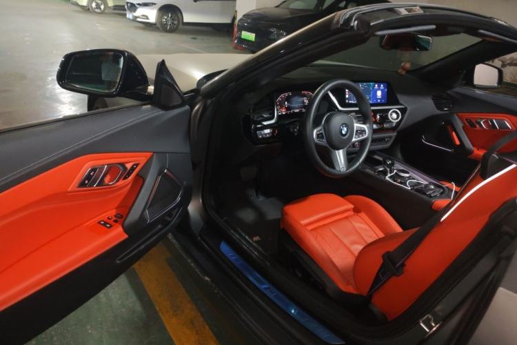 Used BMW Z4 2020 sDrive 25i Silver Frost Limited Edition Driver Seat