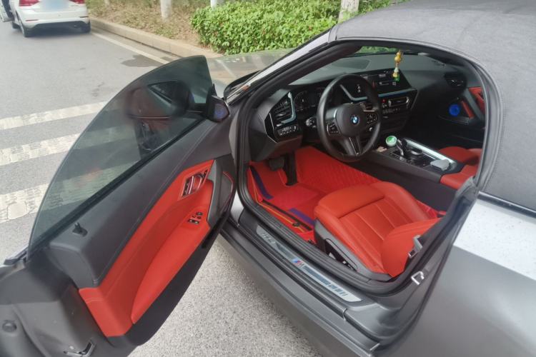 Used BMW Z4 2020 sDrive 25i Silver Frost Limited Edition Driver Seat