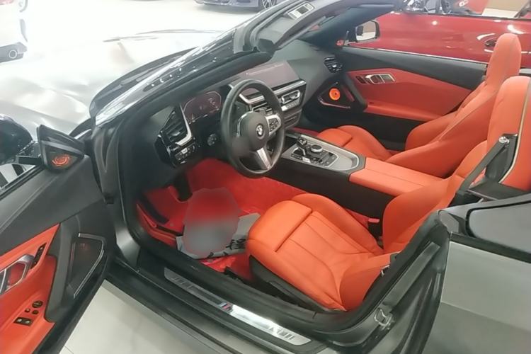 Used BMW Z4 2020 sDrive 25i Silver Frost Limited Edition Driver Seat
