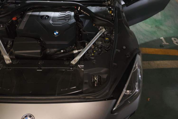 Used BMW Z4 2020 sDrive 25i Silver Frost Limited Edition Engine Bay Left