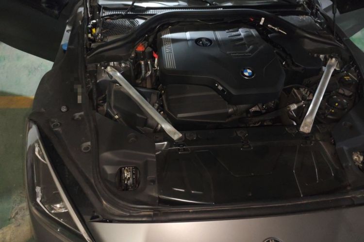 Used BMW Z4 2020 sDrive 25i Silver Frost Limited Edition Engine Bay Right