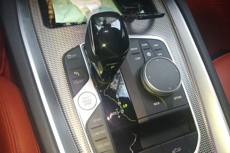 Used BMW Z4 2020 sDrive 25i Silver Frost Limited Edition Gear Lever