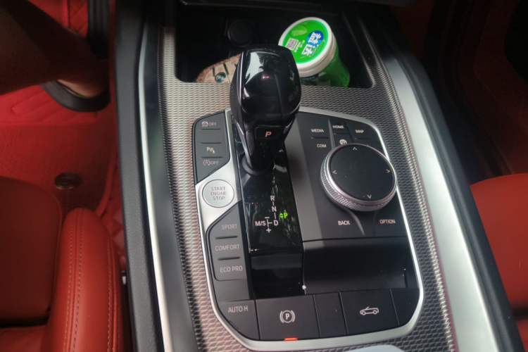 Used BMW Z4 2020 sDrive 25i Silver Frost Limited Edition Gear Lever