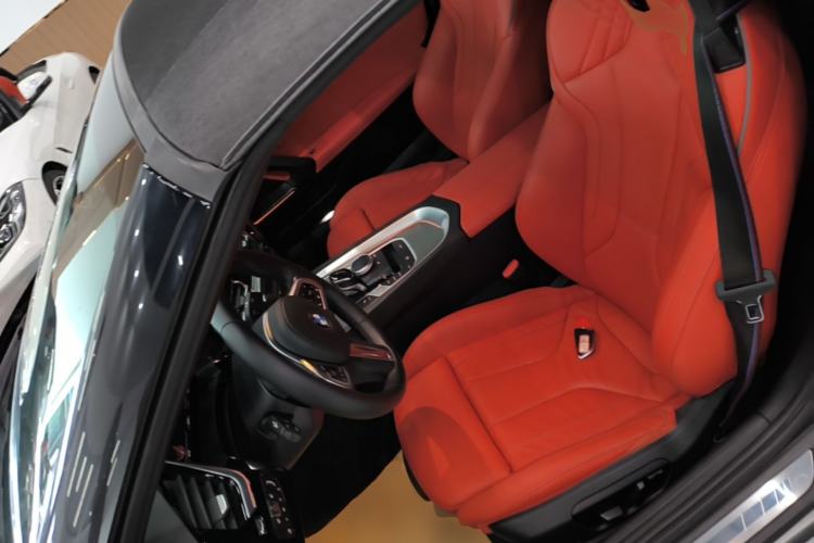 Used BMW Z4 2020 sDrive 25i Silver Frost Limited Edition Left Front Seat